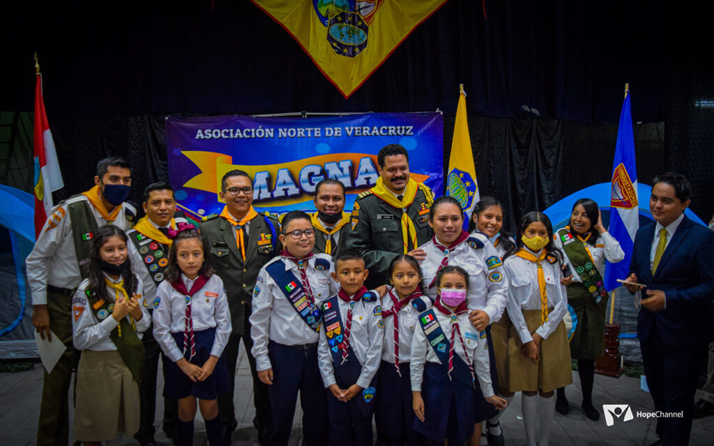 En México, la Iglesia Adventista celebra 'Magna Investidura' de miles de  Aventureros y Conquistadores - Tu Espacio Joven